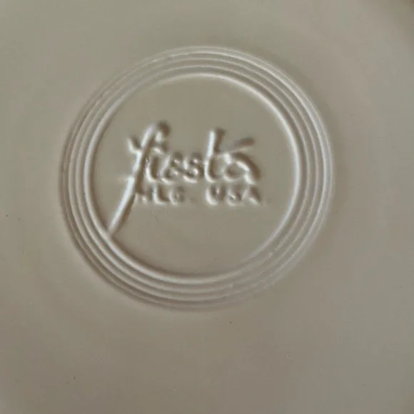 Vintage Fiesta Relish Tray EXCELLENT condition. Circa 1945. All original colors. - Picture 5 of 12